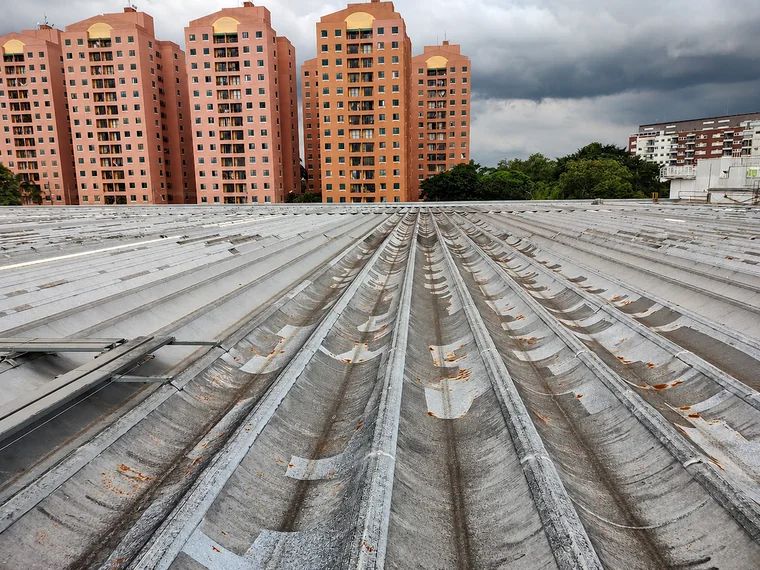 Telhado industrial, obra executada pela Zgrada Engenharia